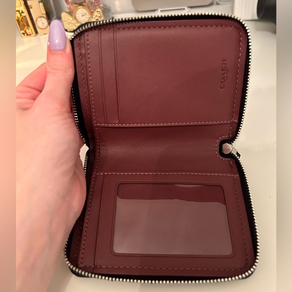 Coach Signature Jacquard Wallet - Picture 8 of 10